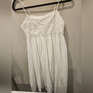 In Loom Chic White Spaghetti Strap Eyelet Mini Summer Dress Size Medium